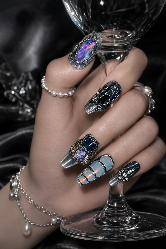 Lunar Abyssal Sovereign | LUMlix Haute Nail