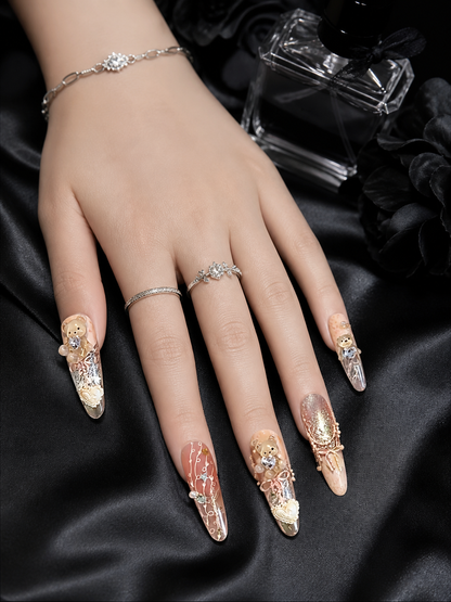 Whimsical Amber Bear | LUMlix Haute Nail