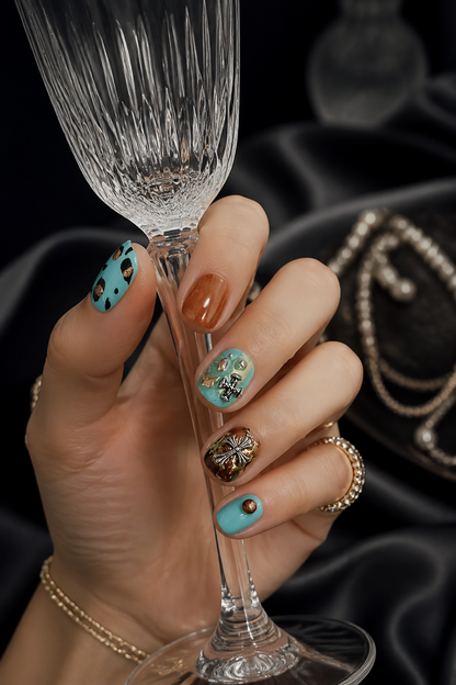 Turquoise Nomad's Creed | LUMlix Haute Nail