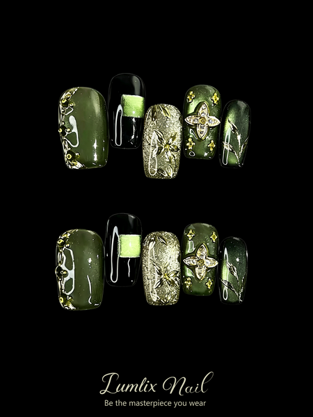 Verdant Nocturne | LUMlix Haute Nail