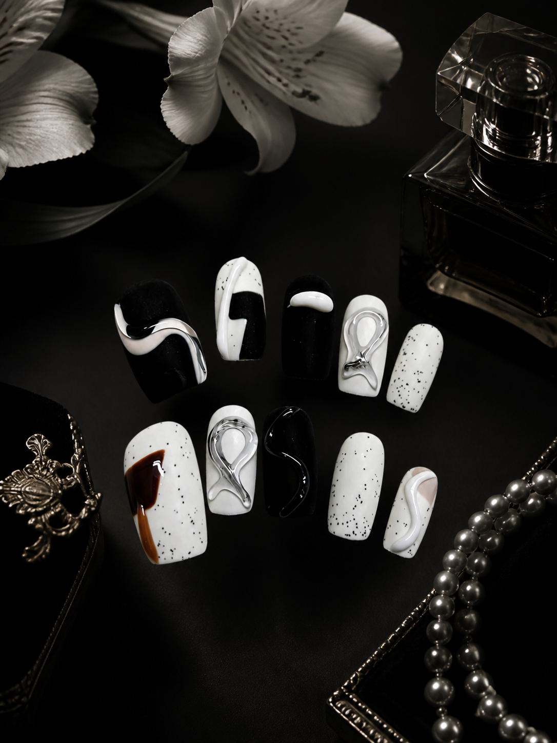 Monochrome Liquid Sculpture | LUMlix Haute Nail