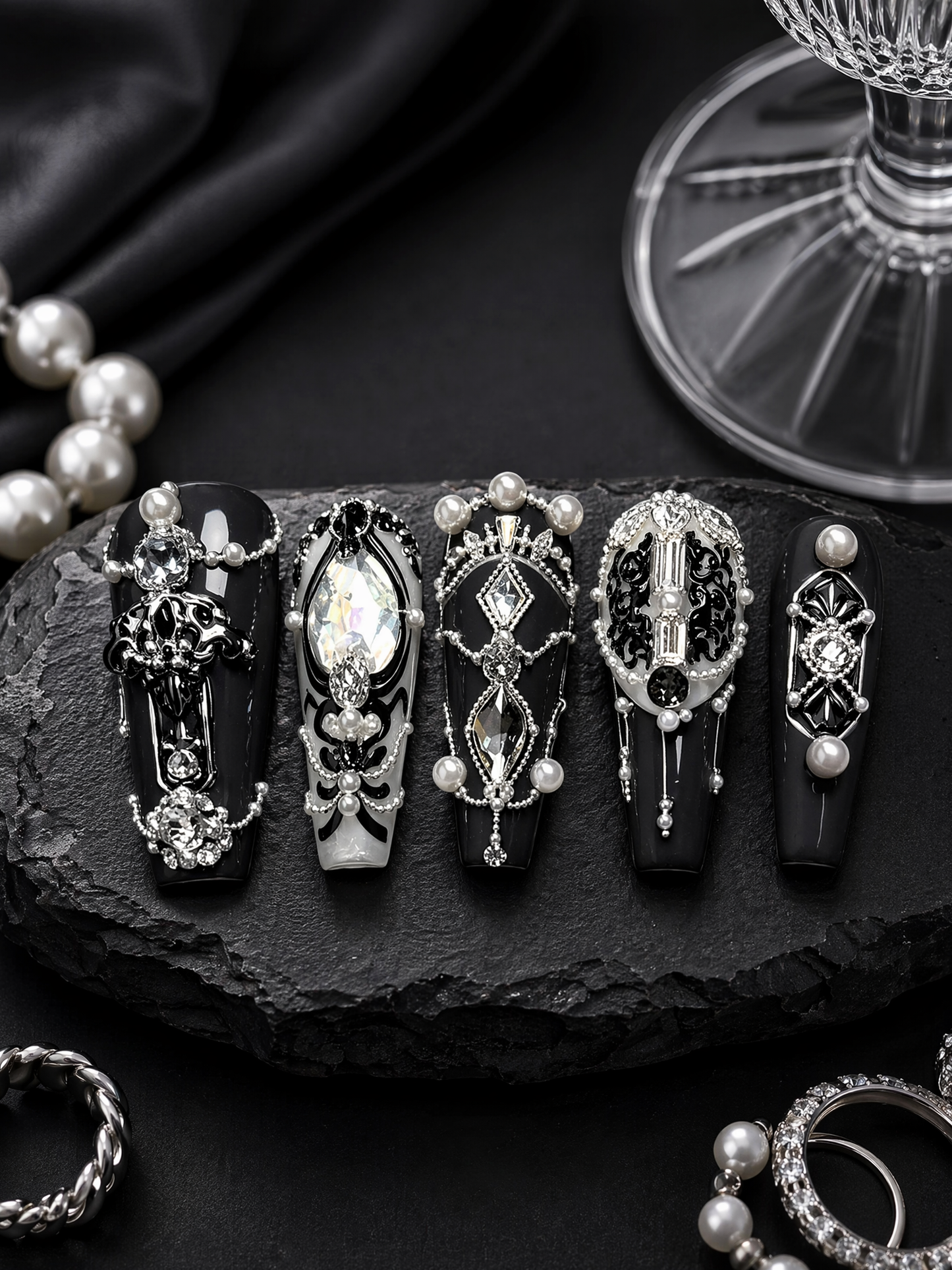 Obsidian Baroque | LUMlix Haute Nail