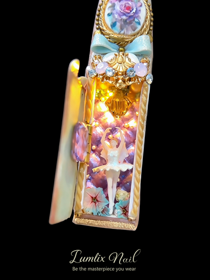 The Gilded Museum Chronicles | LUMlix Haute Nail