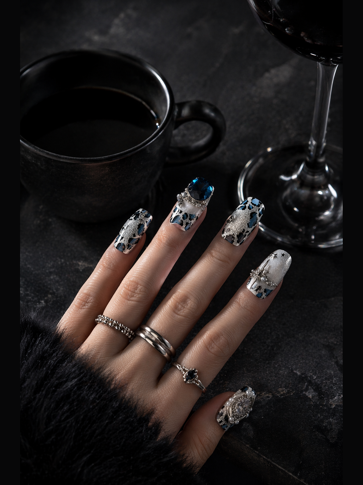 Midnight Abyssal Crown | LUMlix Haute Nail