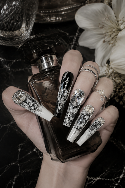 Noir Baroque Crown | LUMlix Haute Nail