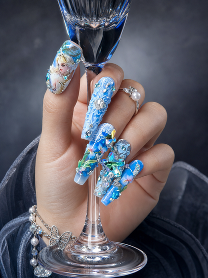 The Aurora Queen's Coronation | LUMlix Haute Nail