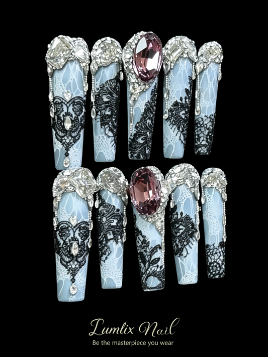 Midnight Lace Reverie | LUMlix Haute Nail