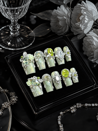 Verdant Crystal Garden | LUMlix Haute Nail