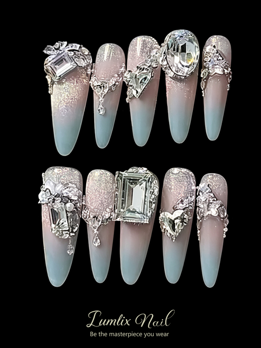 Aurora Frost Diamond Cascade | LUMlix Haute Nail