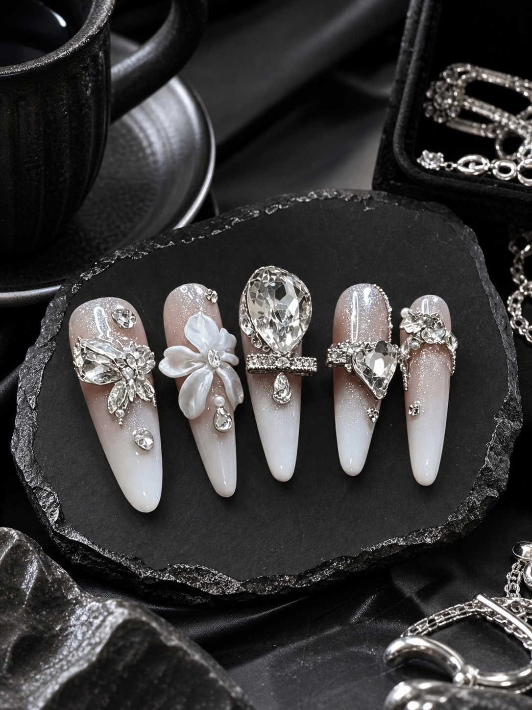 Lumière Éternelle Cascade | LUMlix Haute Nail