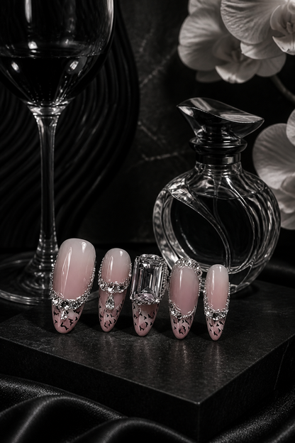 Velvet Noir & Diamond Choker | LUMlix Haute Nail