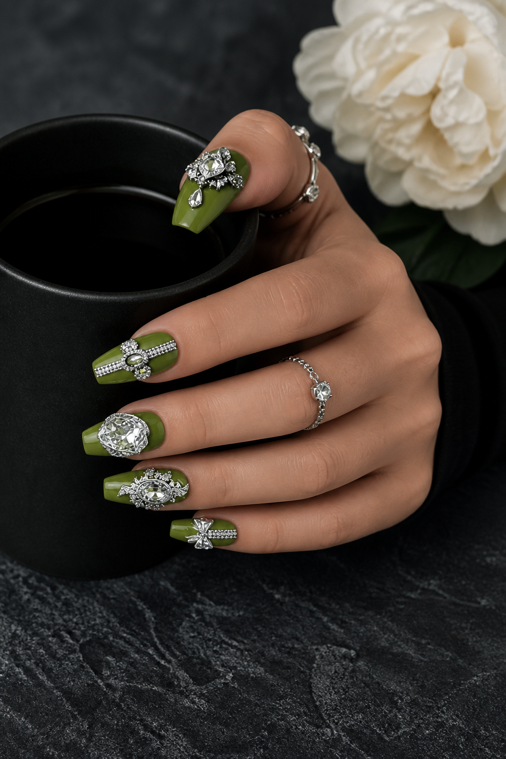 Verdant Sovereign & Silver Reliquary | LUMlix Haute Nail