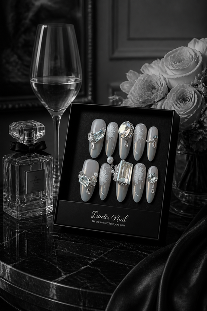 Glacial Aurora & Pearl Dew | LUMlix Haute Nail