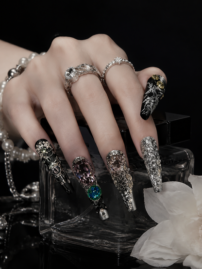 Obsidian Dragon's Gaze | LUMlix Haute Nail