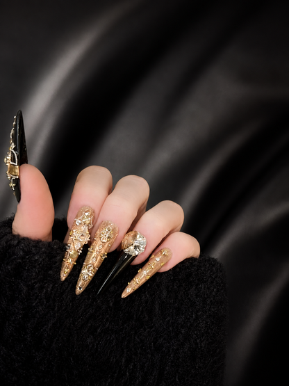 Gilded Amber & Onyx Sovereign | LUMlix Haute Nail