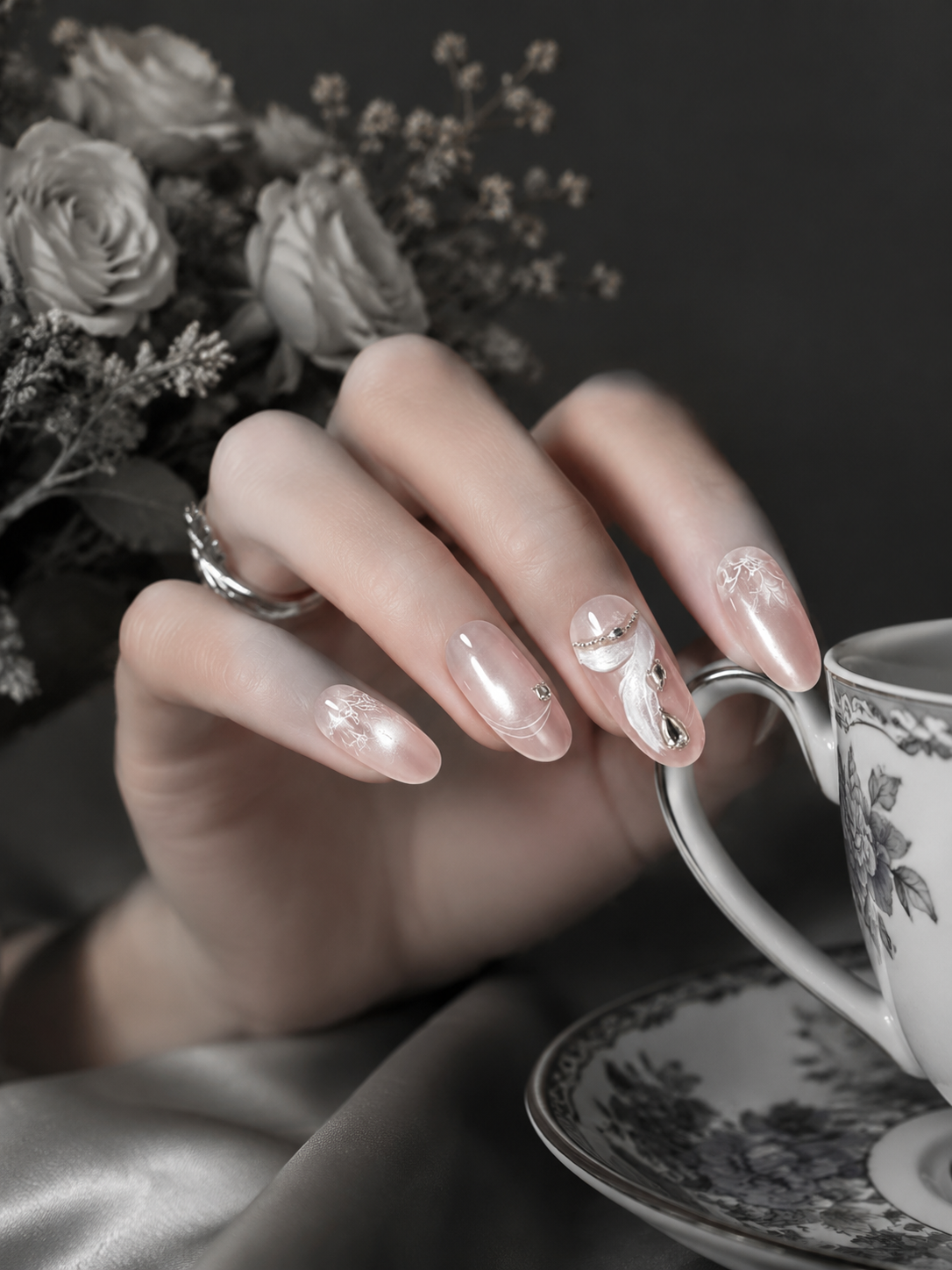 Aurora’s Whispering Veil | LUMlix Haute Nail