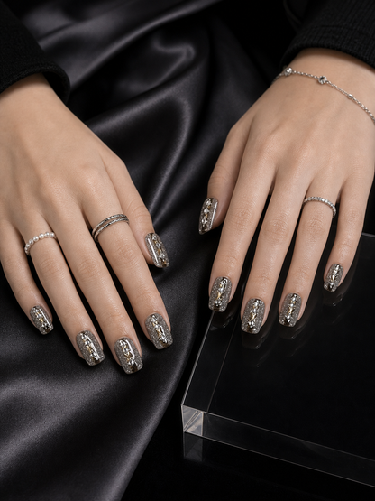Celestial Midnight Reverie | LUMlix Haute Nail