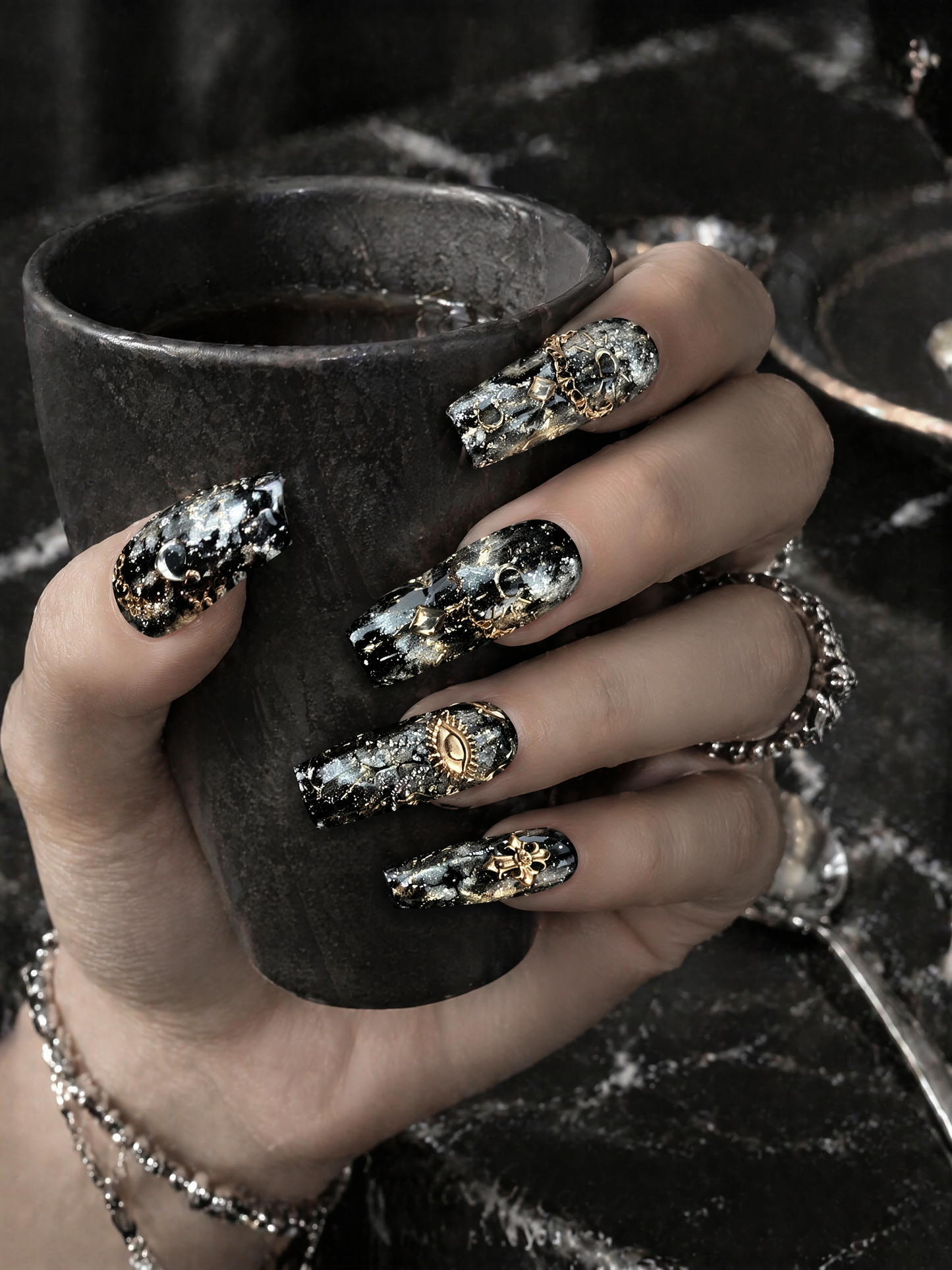 Obsidian Covenant No. 9 | LUMlix Haute Nail