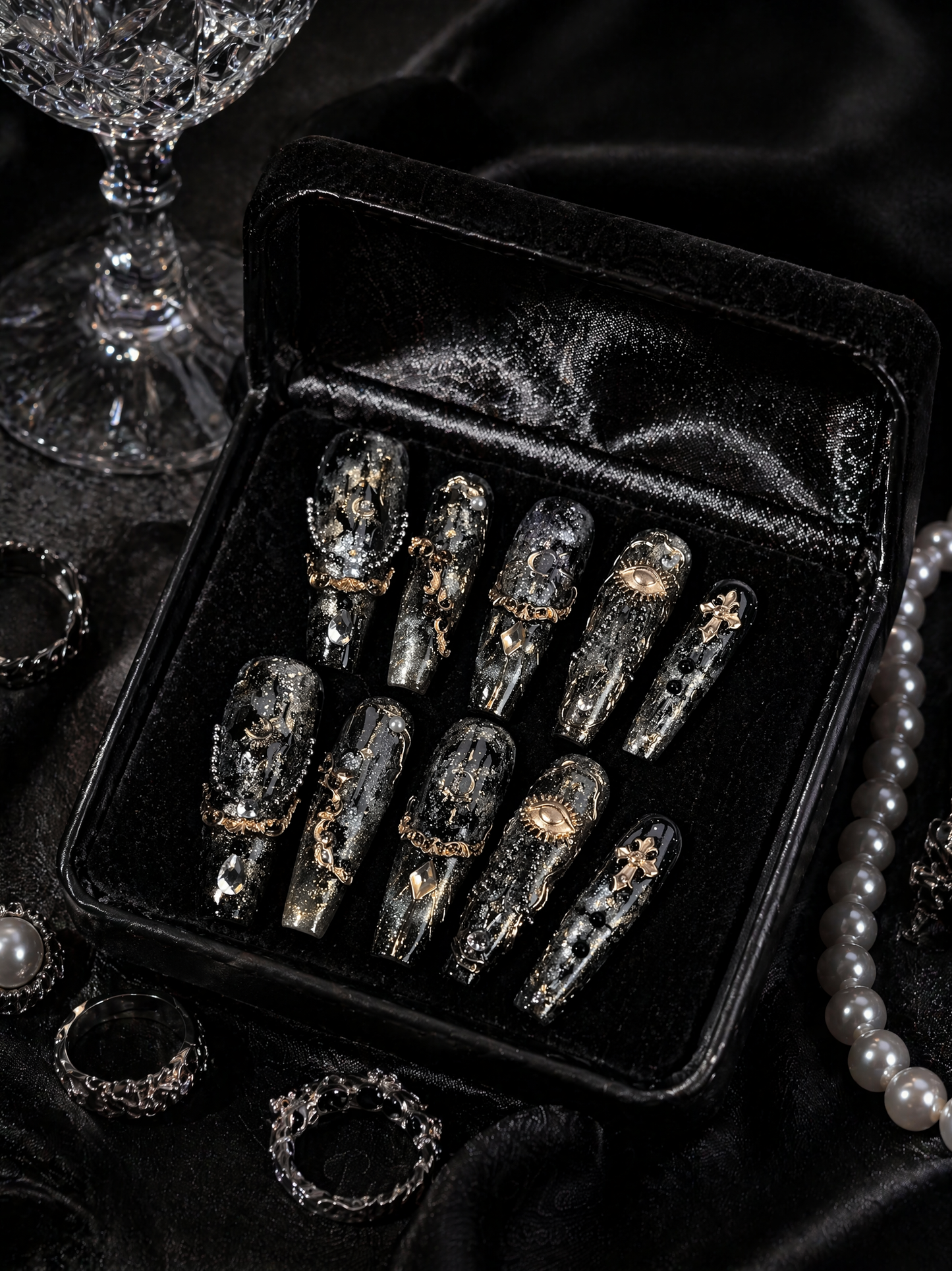 Obsidian Covenant No. 9 | LUMlix Haute Nail