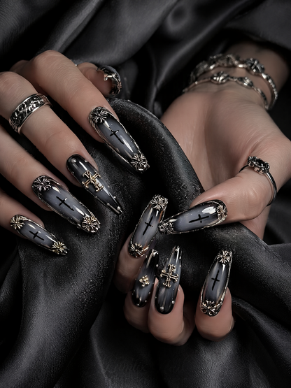 Gothic Vespers in Silver | LUMlix Haute Nail