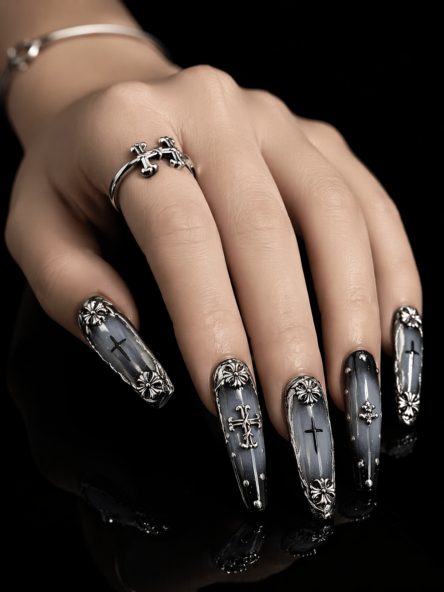 Gothic Vespers in Silver | LUMlix Haute Nail