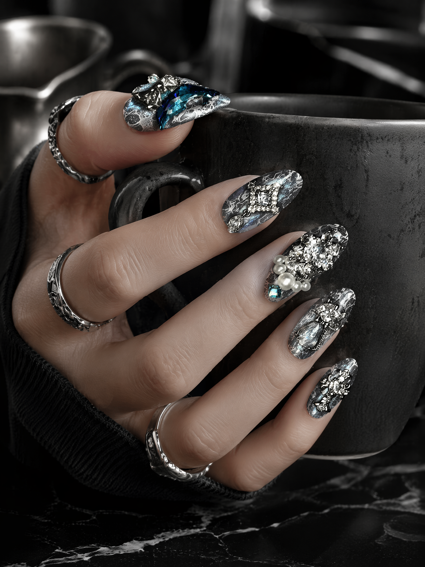 Midnight Baroque  | LUMlix Haute Nail | LUMlix Haute Nail