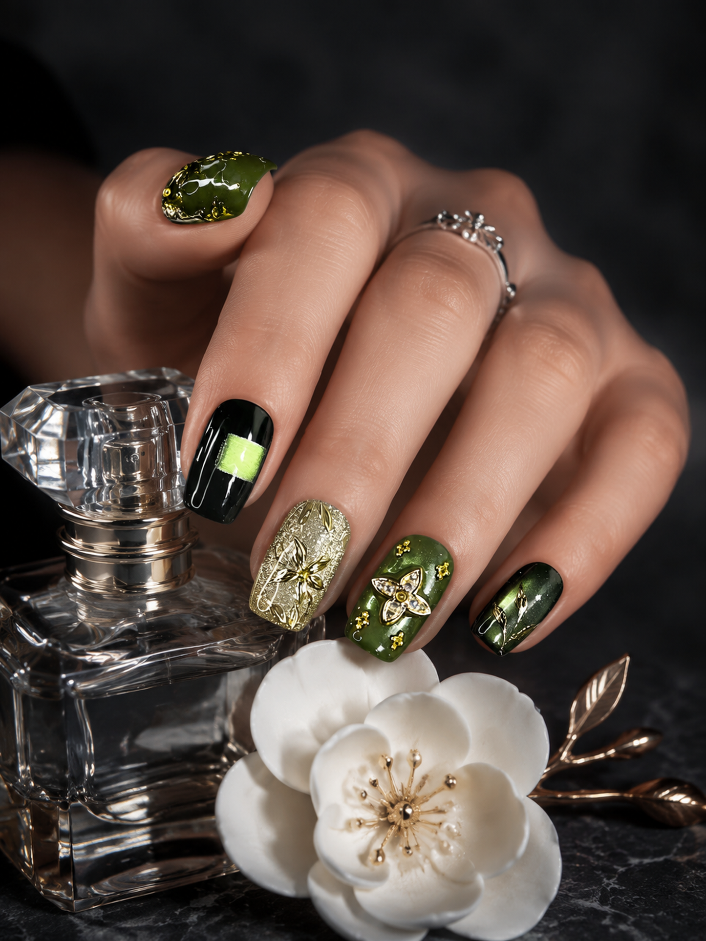 Verdant Nocturne | LUMlix Haute Nail