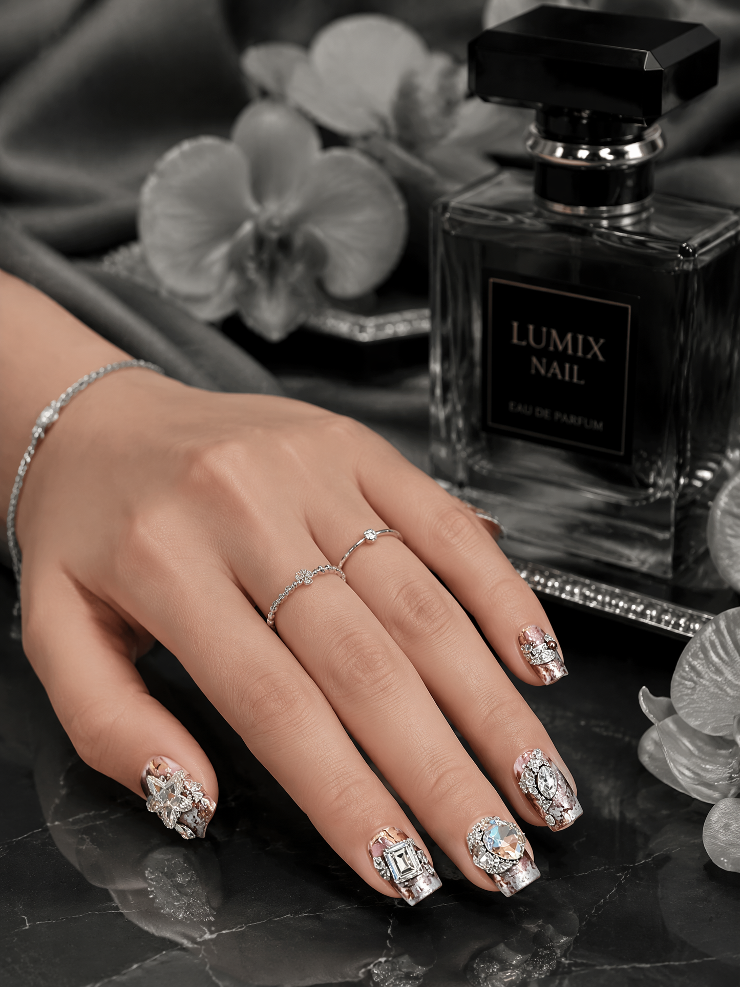 Amber Renaissance | LUMlix Haute Nail