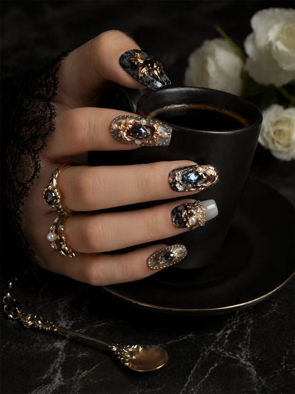 Noir Baroque | LUMlix Haute Nail