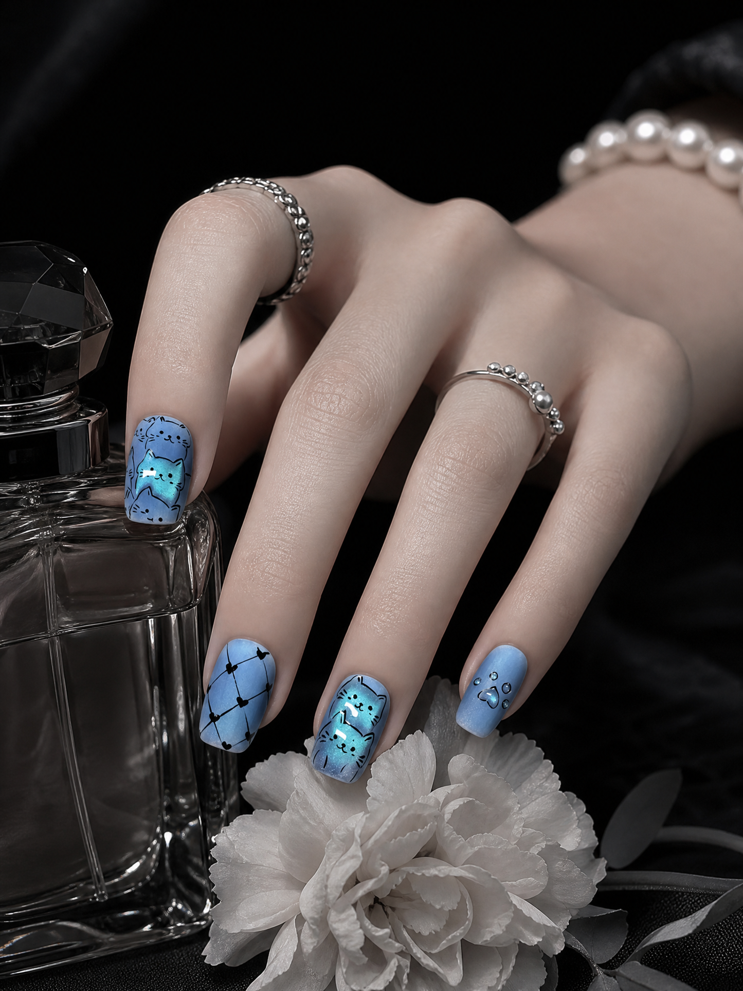 Blue Kitten Sketch | LUMlix Haute Nail