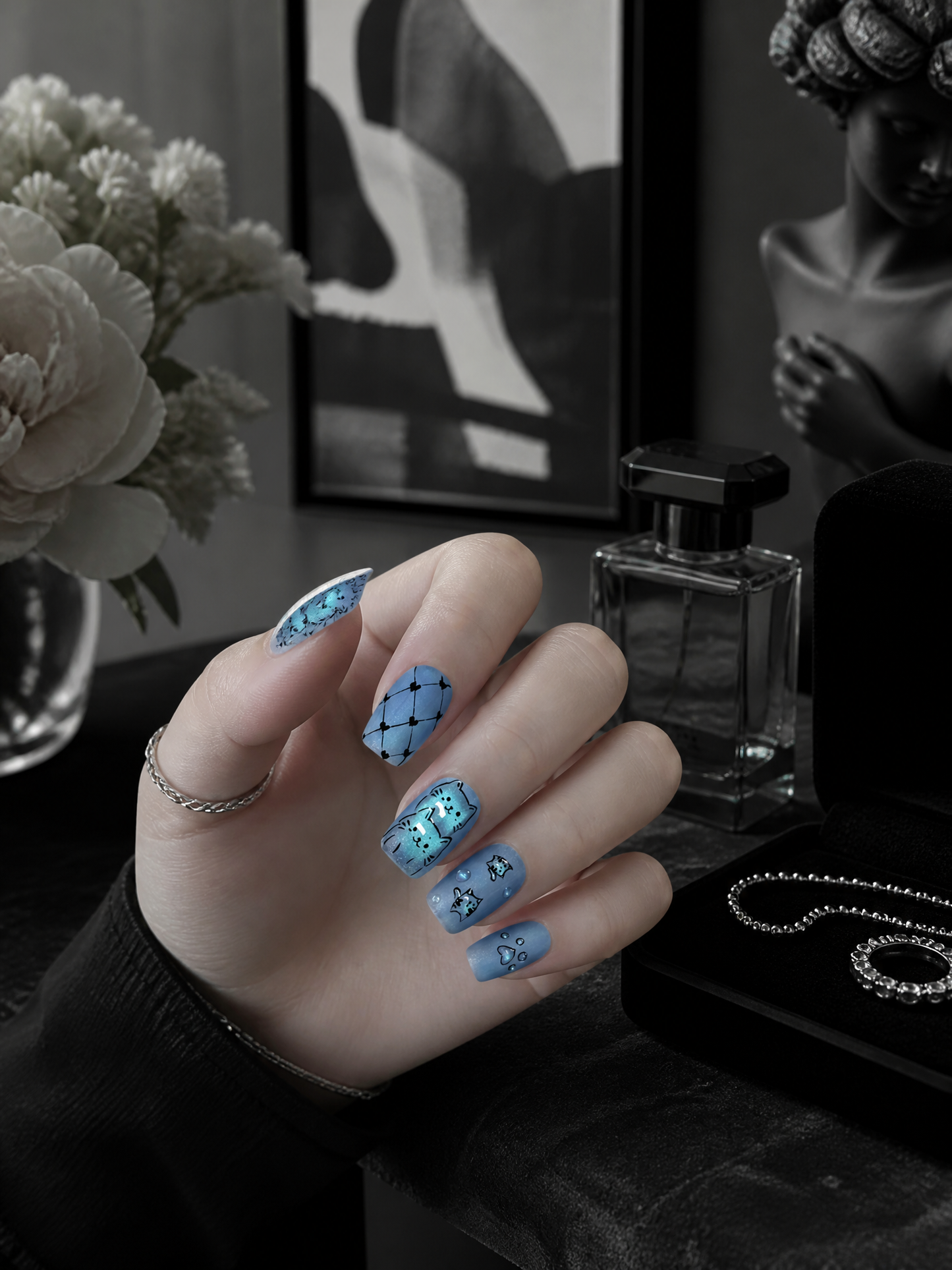 Blue Kitten Sketch | LUMlix Haute Nail