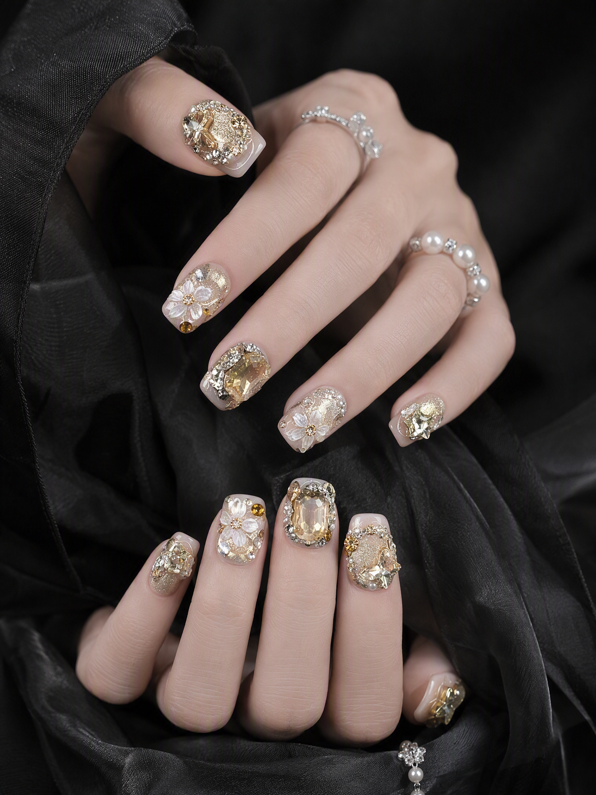 Gilded Flora Reverie | LUMlix Haute Nail