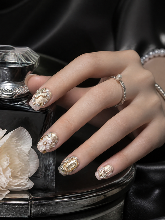 Gilded Flora Reverie | LUMlix Haute Nail