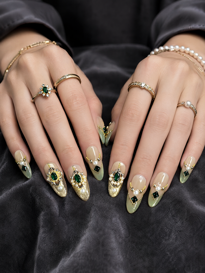 Emerald Sovereign | LUMlix Haute Nail
