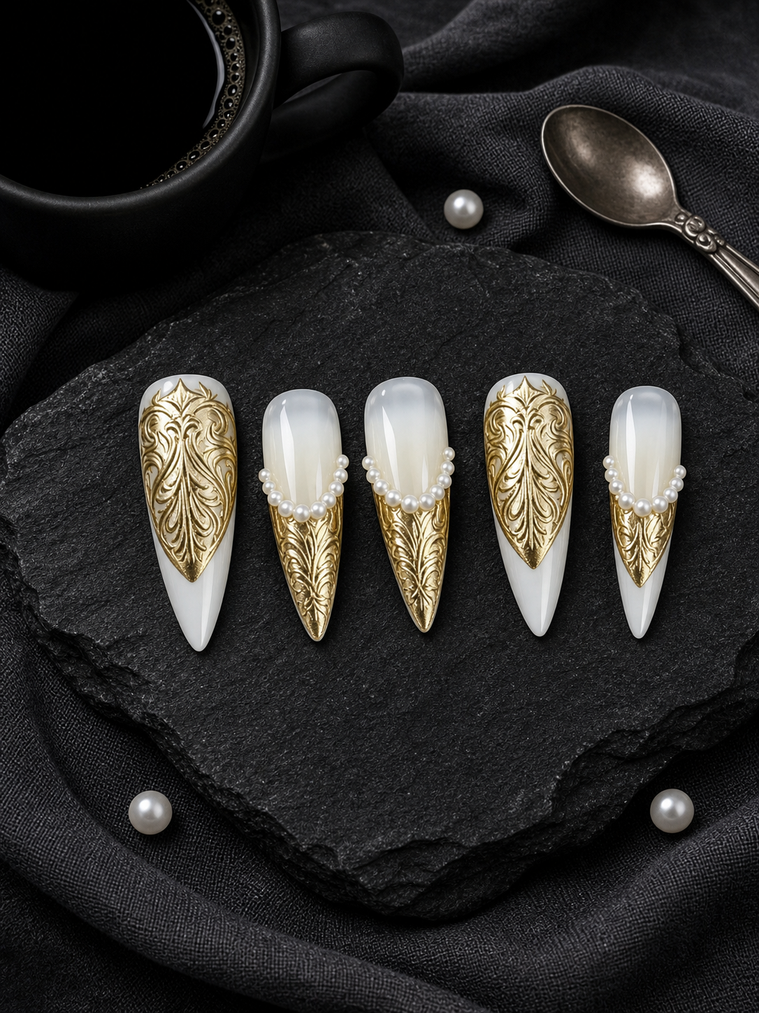 Gilded Versailles Oath | LUMlix Haute Nail