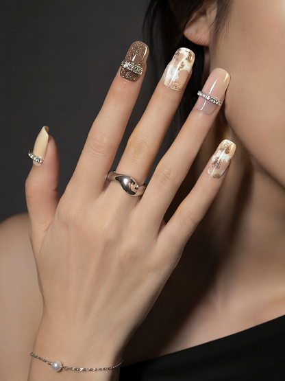Gilded Mocha Minimalist | LUMlix Haute Nail