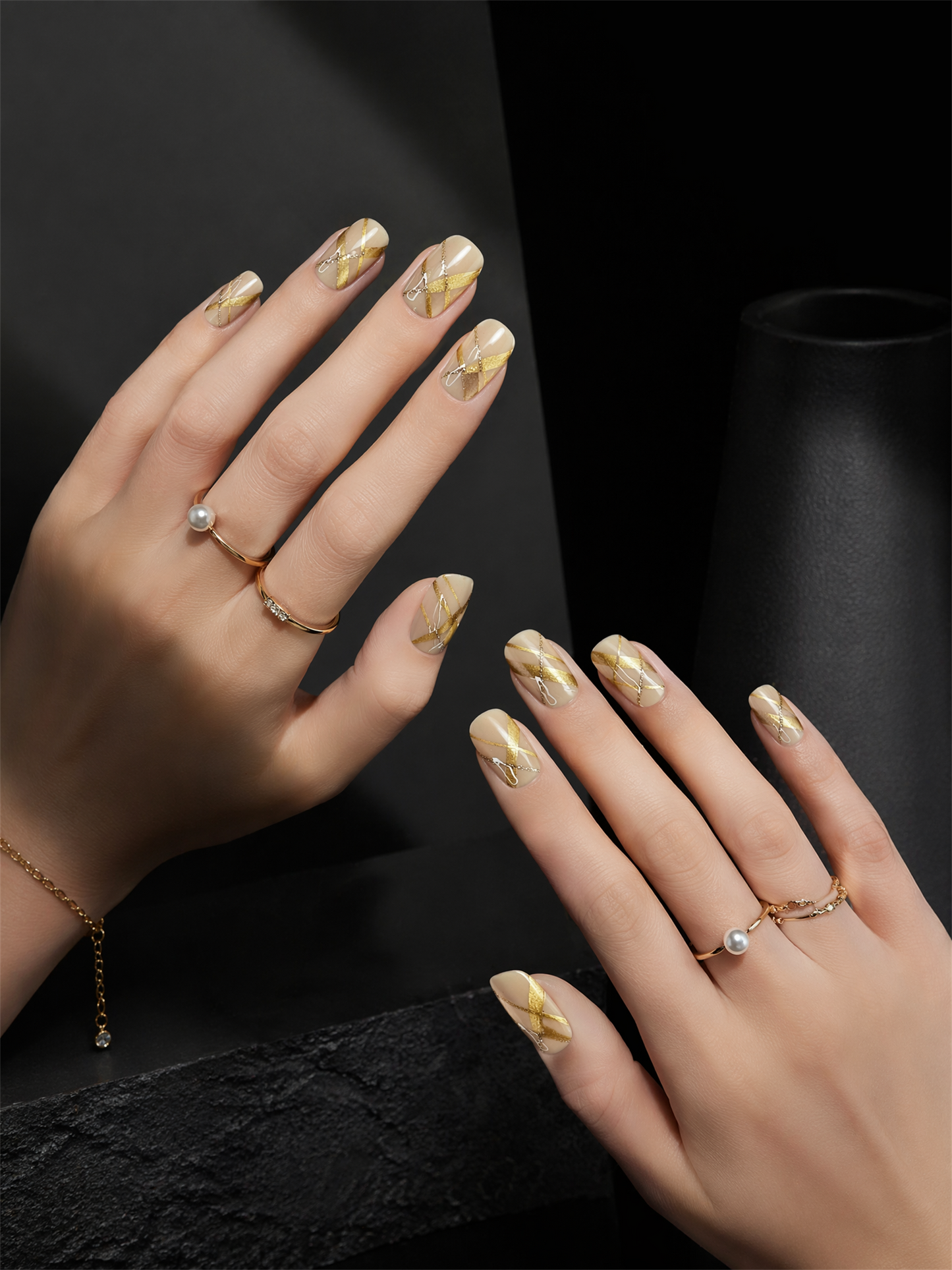 Gilded Geometry | LUMlix Haute Nail