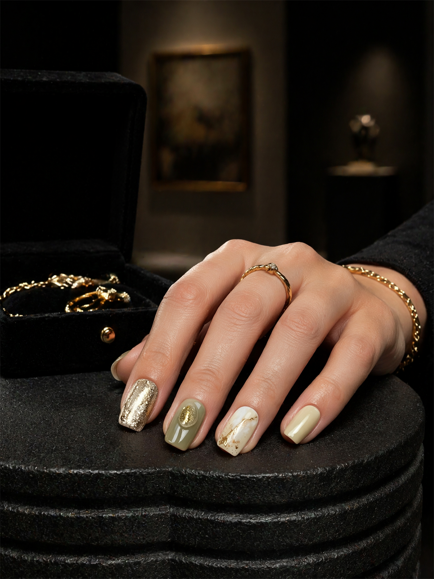 Verdant Gilded Reverie | LUMlix Haute Nail