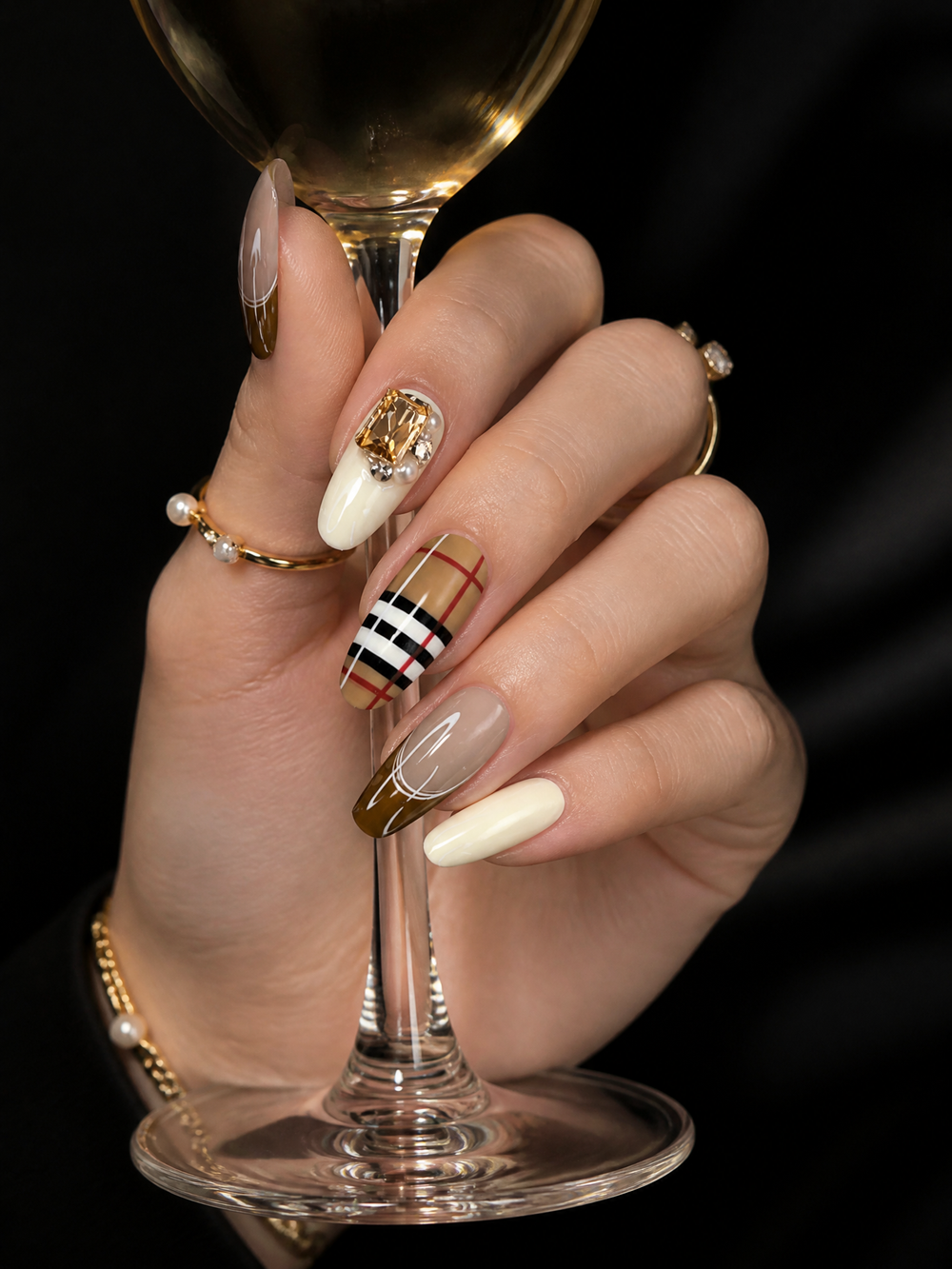 Vintage British Plaid  | LUMlix Haute Nail