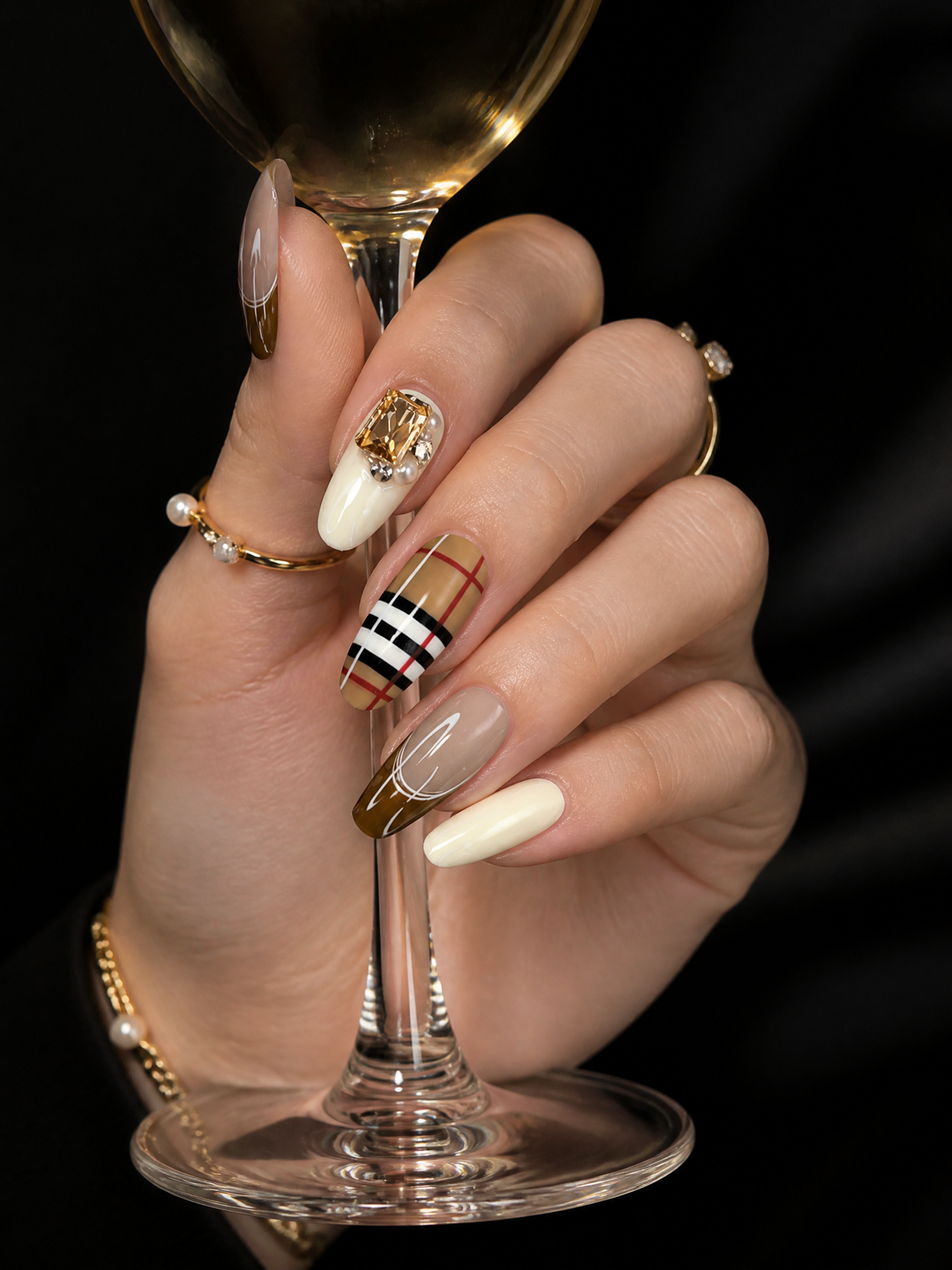 Vintage British Plaid  | LUMlix Haute Nail