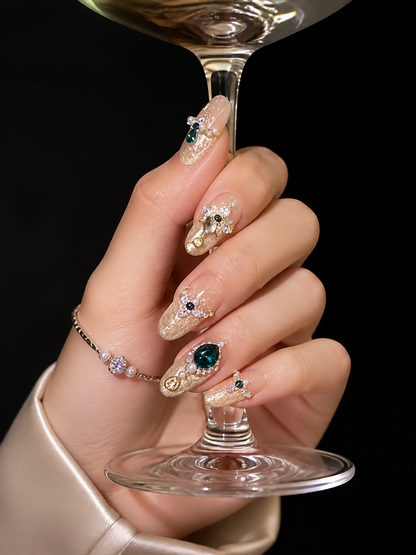 Athena’s Gilded Oracle | LUMlix Haute Nail