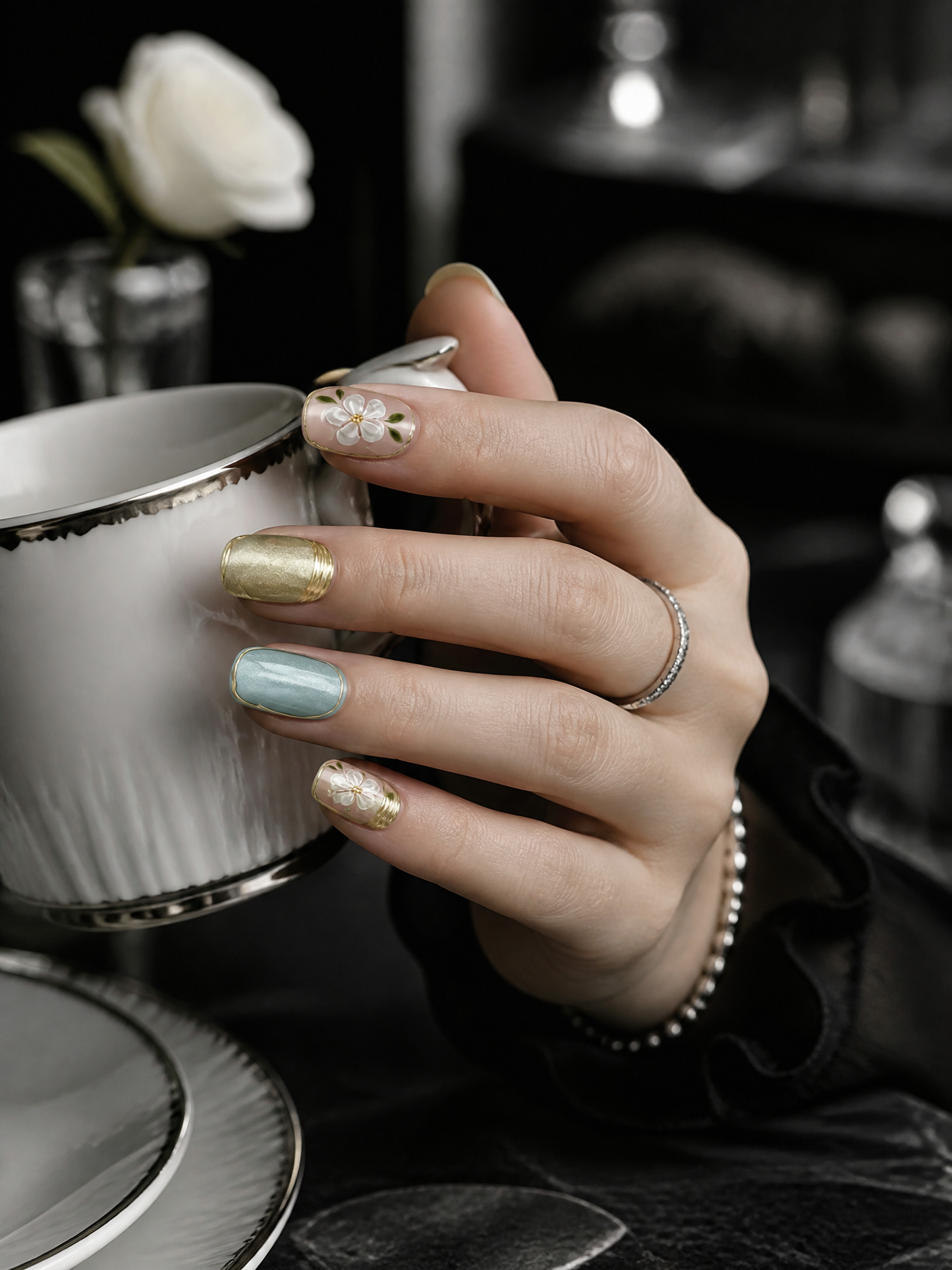 Flora’s Gilded Dawn | LUMlix Haute Nail