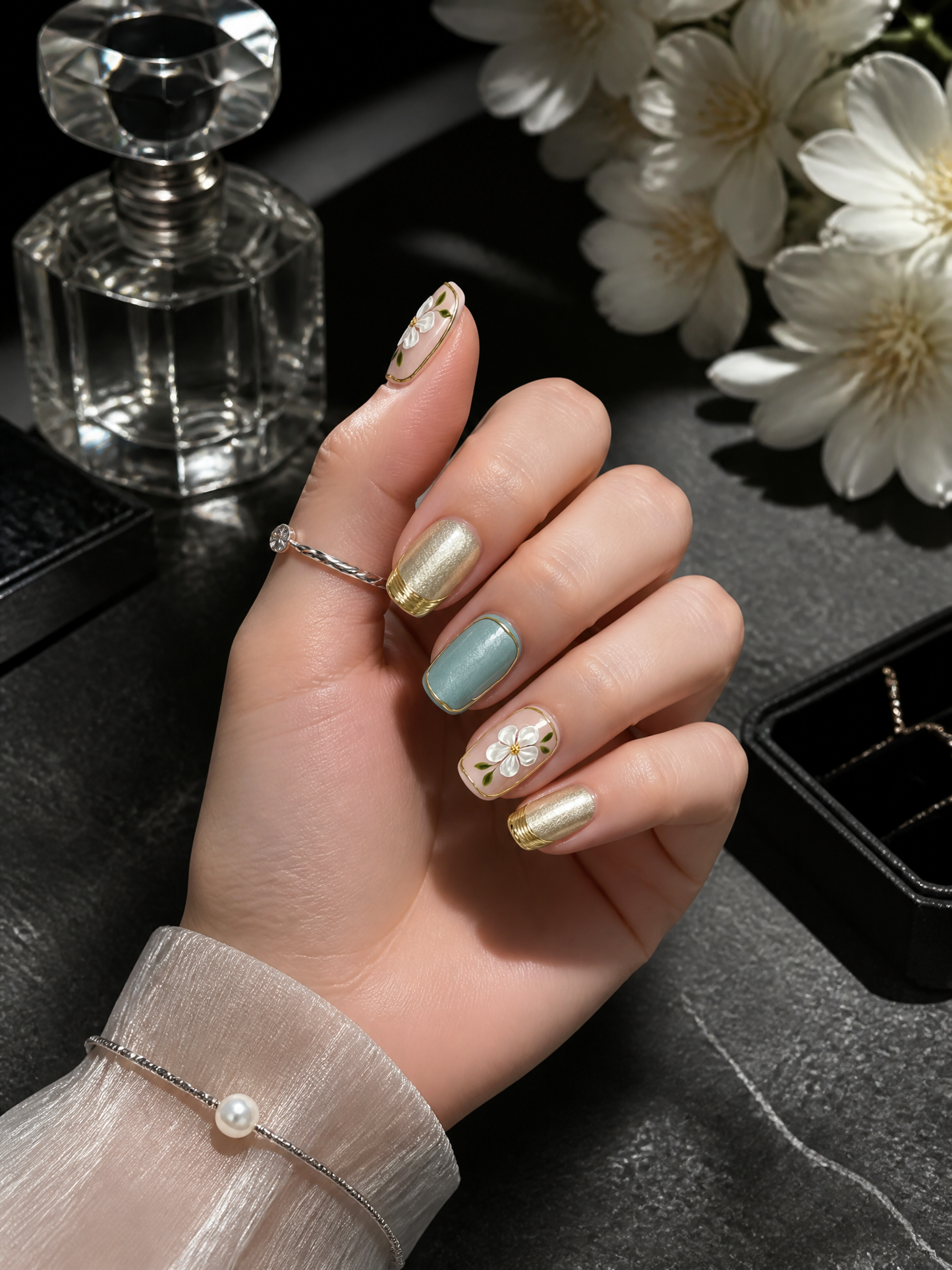 Flora’s Gilded Dawn | LUMlix Haute Nail