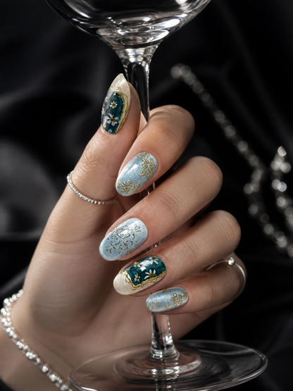 Gilded Vintage Reverie | LUMlix Haute Nail