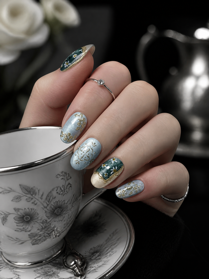 Gilded Vintage Reverie | LUMlix Haute Nail