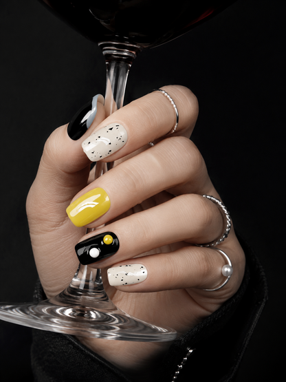 Mondrian’s Pop Rhythm | LUMlix Haute Nail
