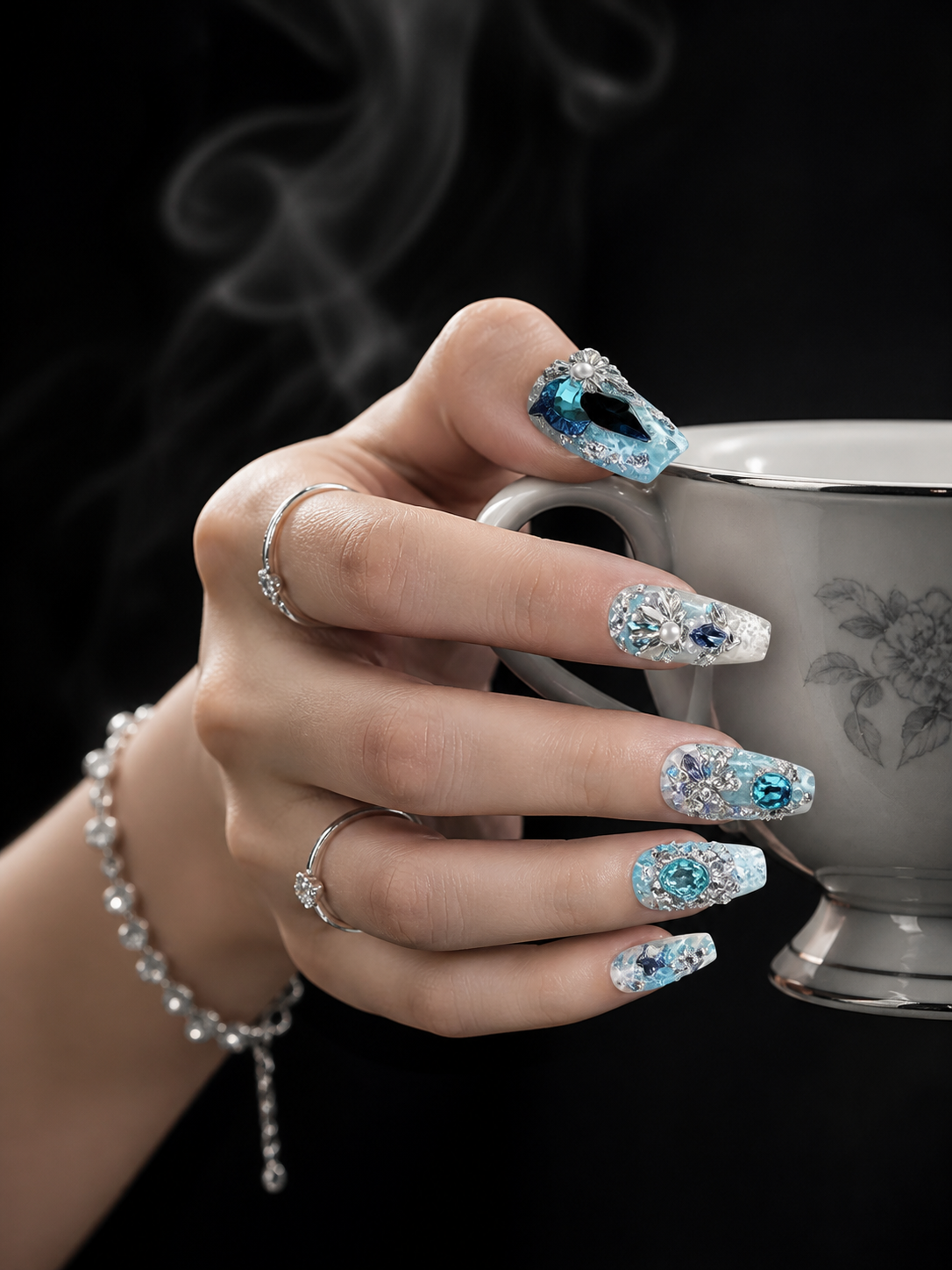 Azure Abyss Empress | LUMlix Haute Nail