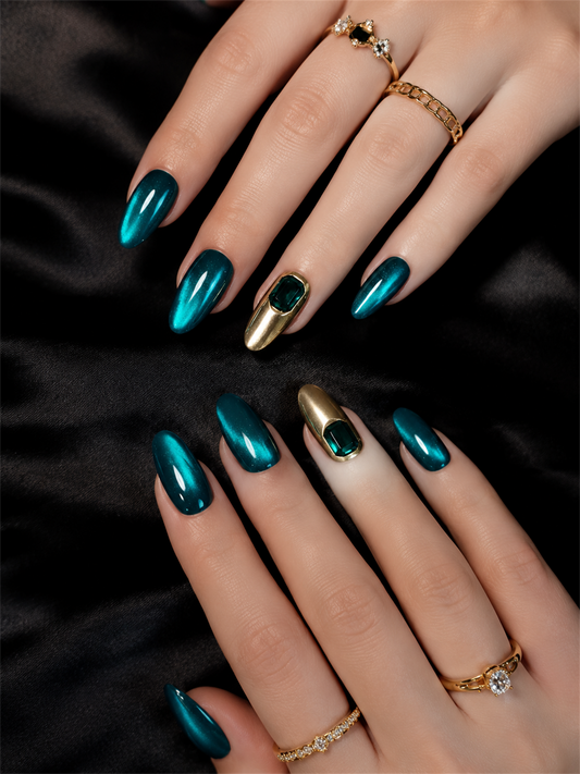 Verdant Sovereign's Gaze | LUMlix Haute Nail