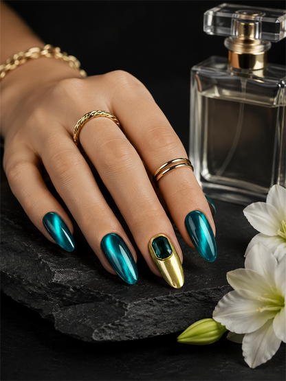 Verdant Sovereign's Gaze | LUMlix Haute Nail