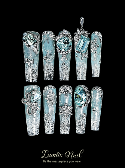 Glacial Sovereign's Embrace | LUMlix Haute Nail